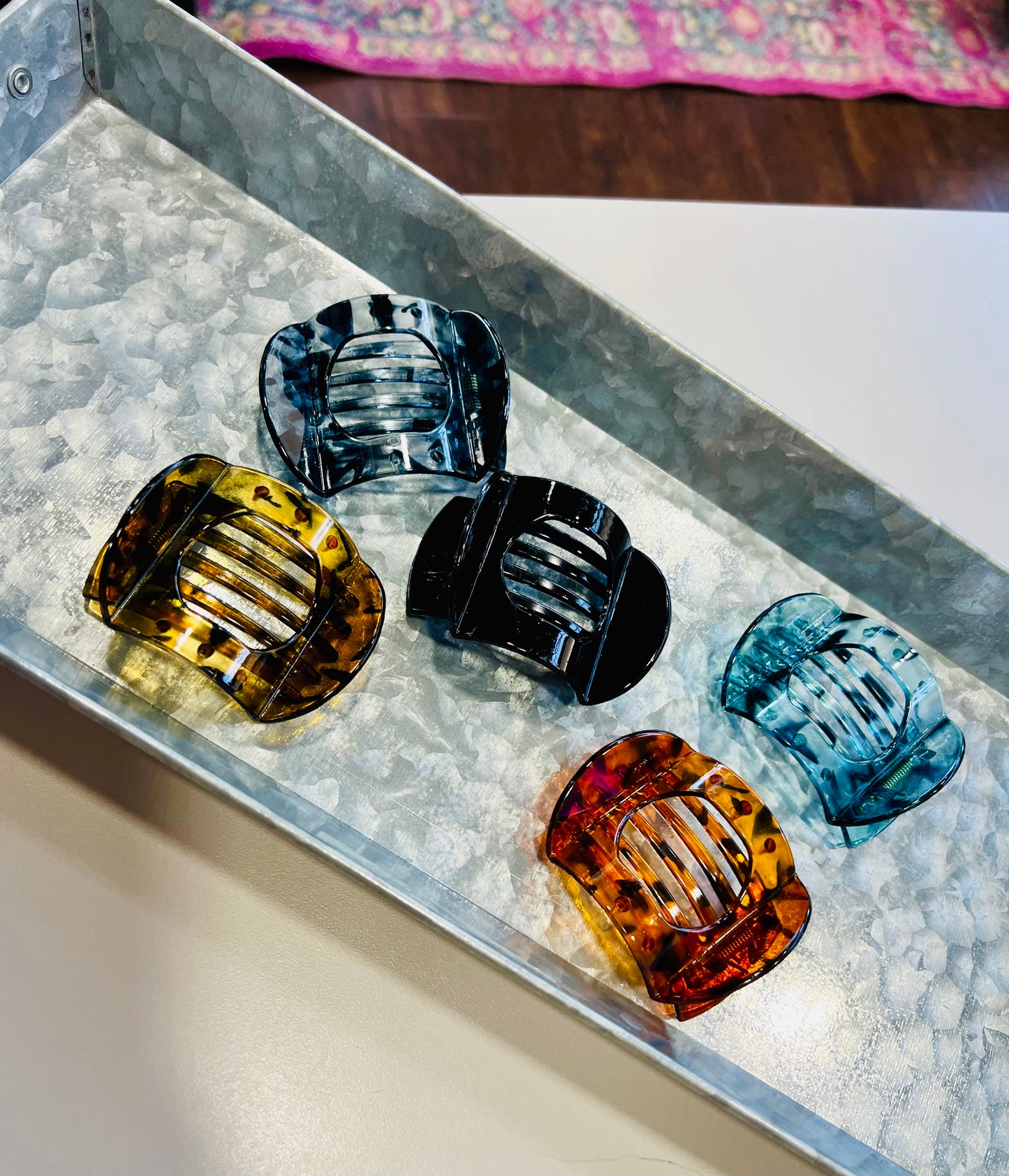 TRANSPARENT LEO CLIPS