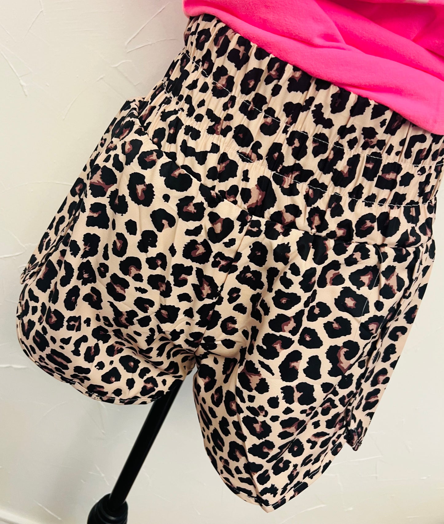 HW LEOPARD SHORTS