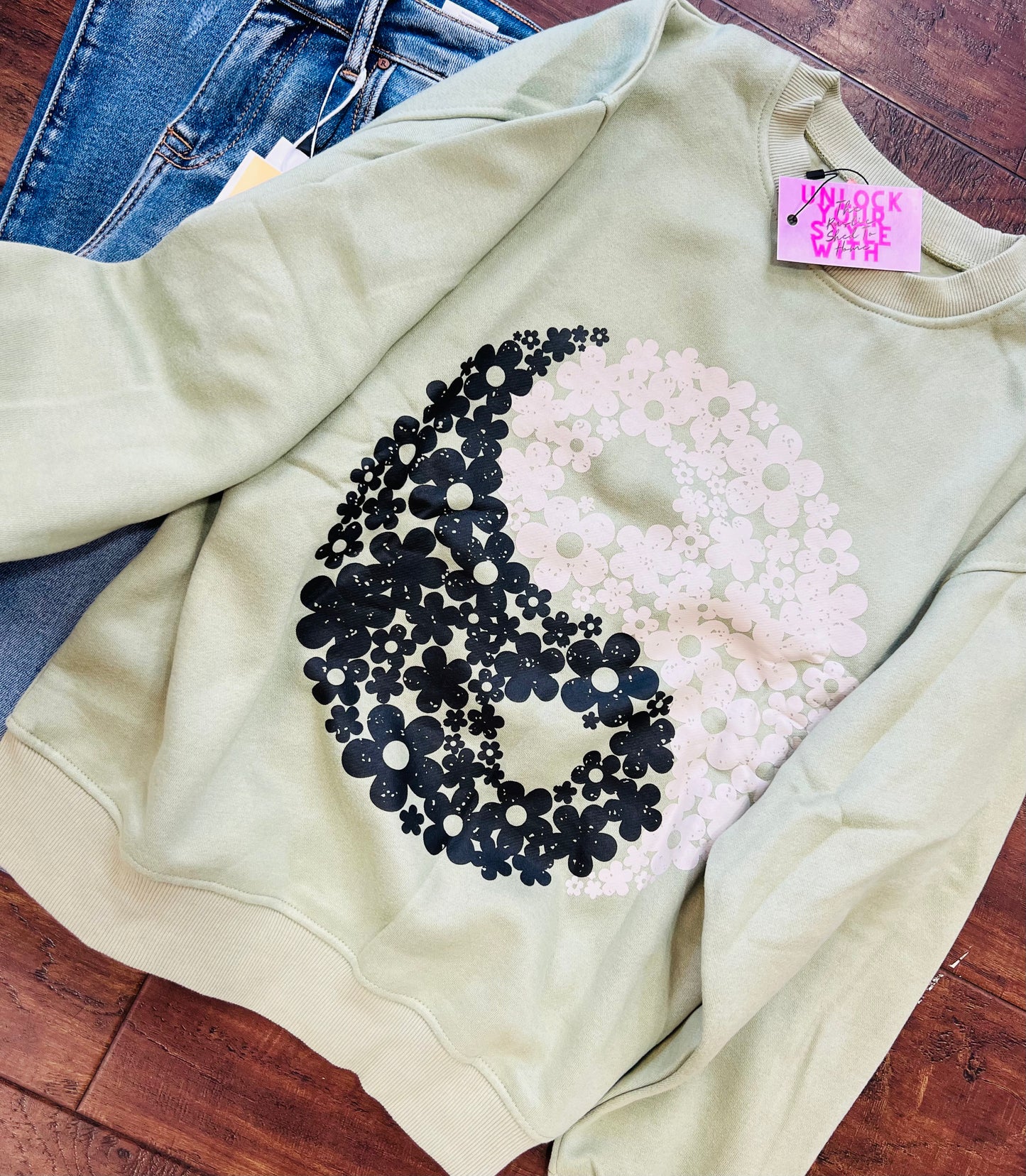YING YANG FLORAL SWEATER