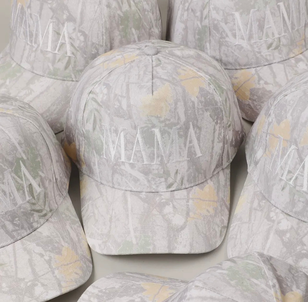 WHITE CAMO MAMA HAT