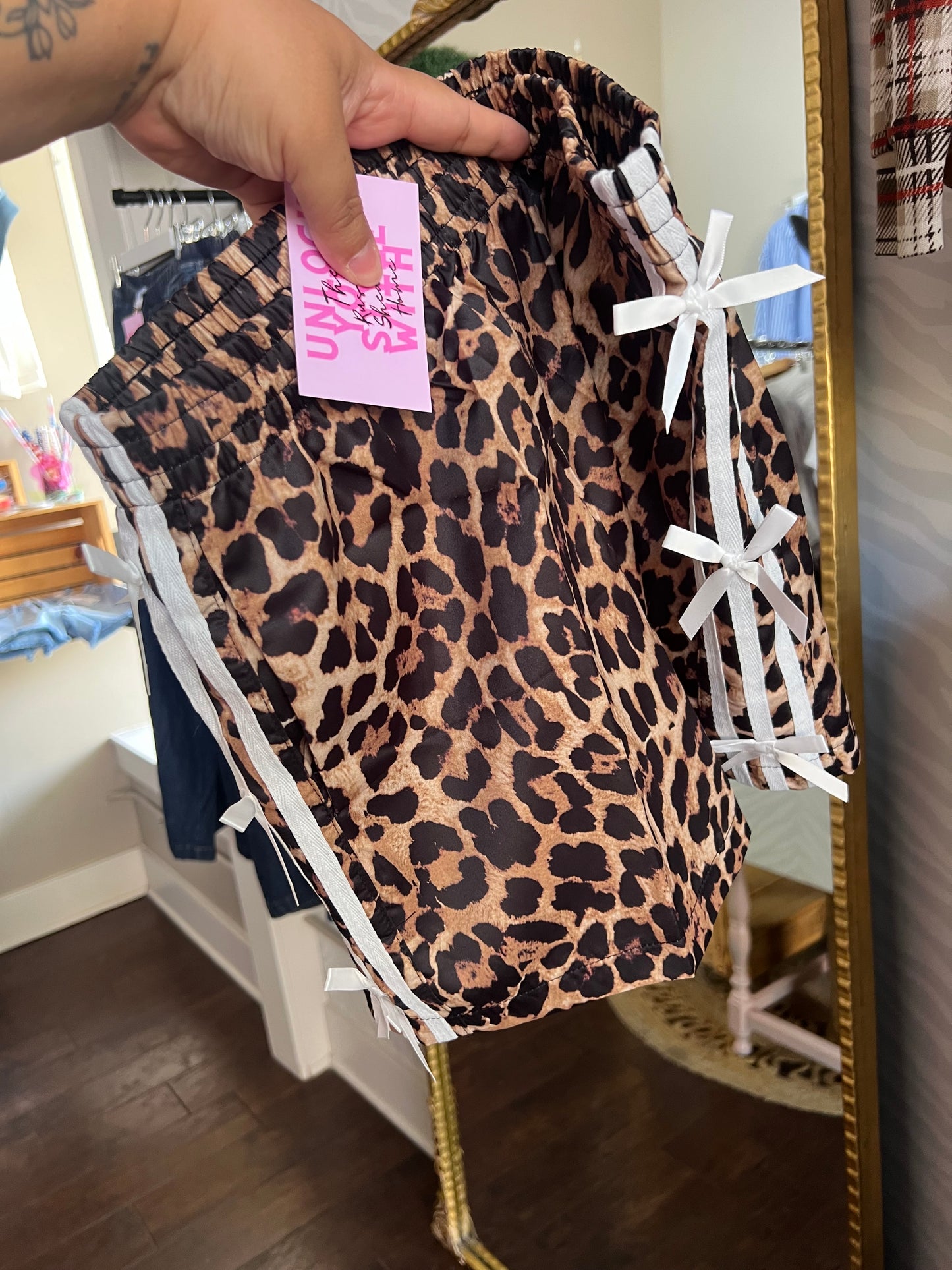 LEOPARD BOW SHORTS