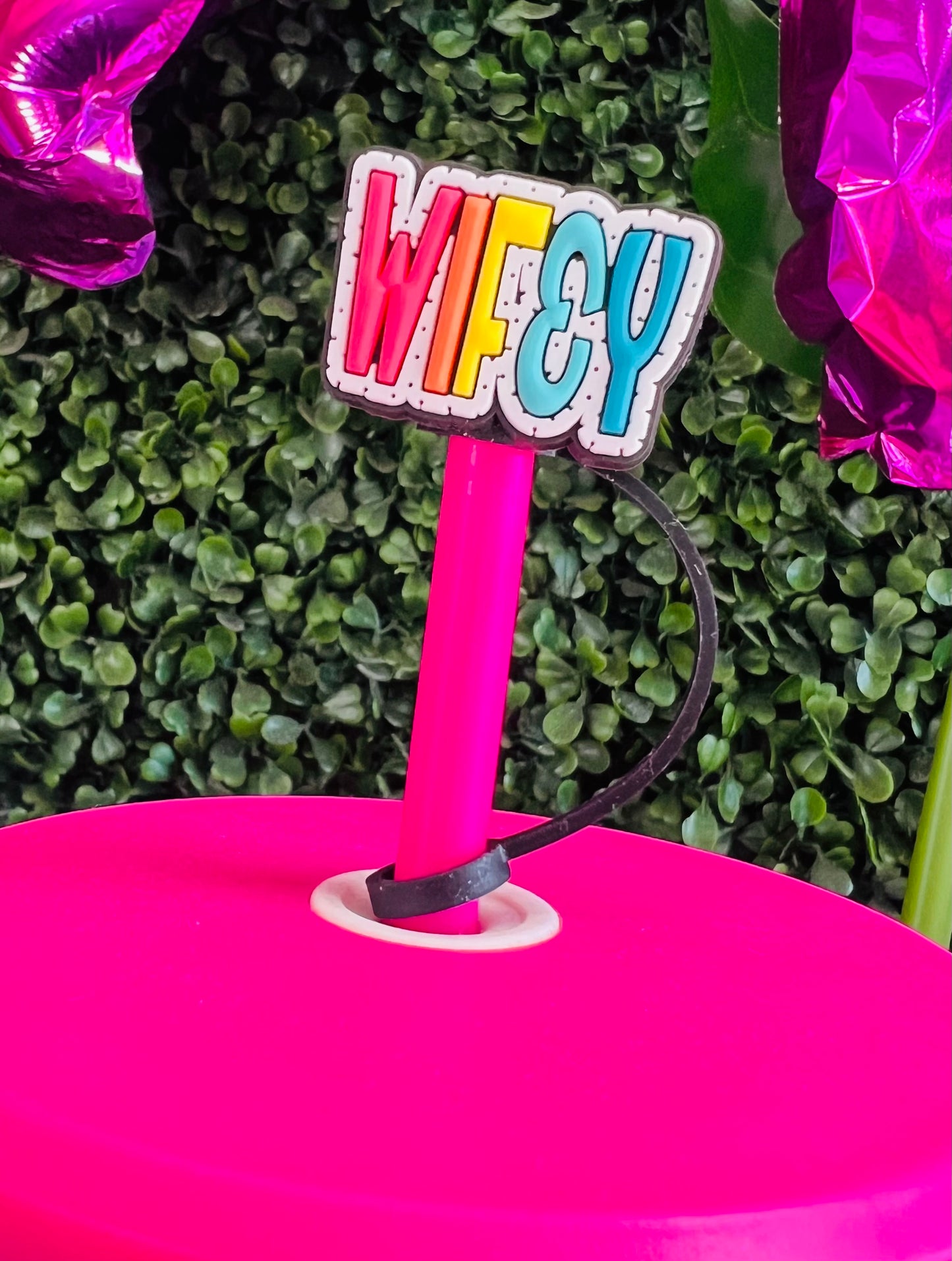 WIFEY STRAW TOPPER