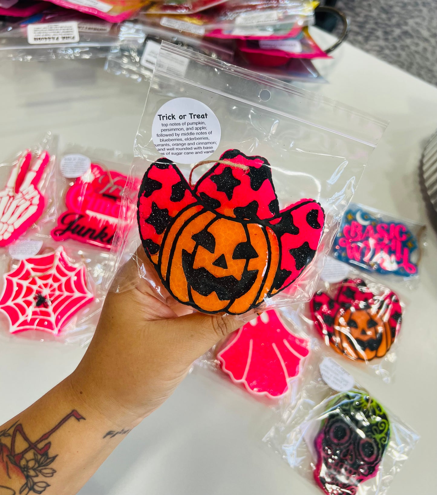 PINK HALLOWEEN FRESHIES