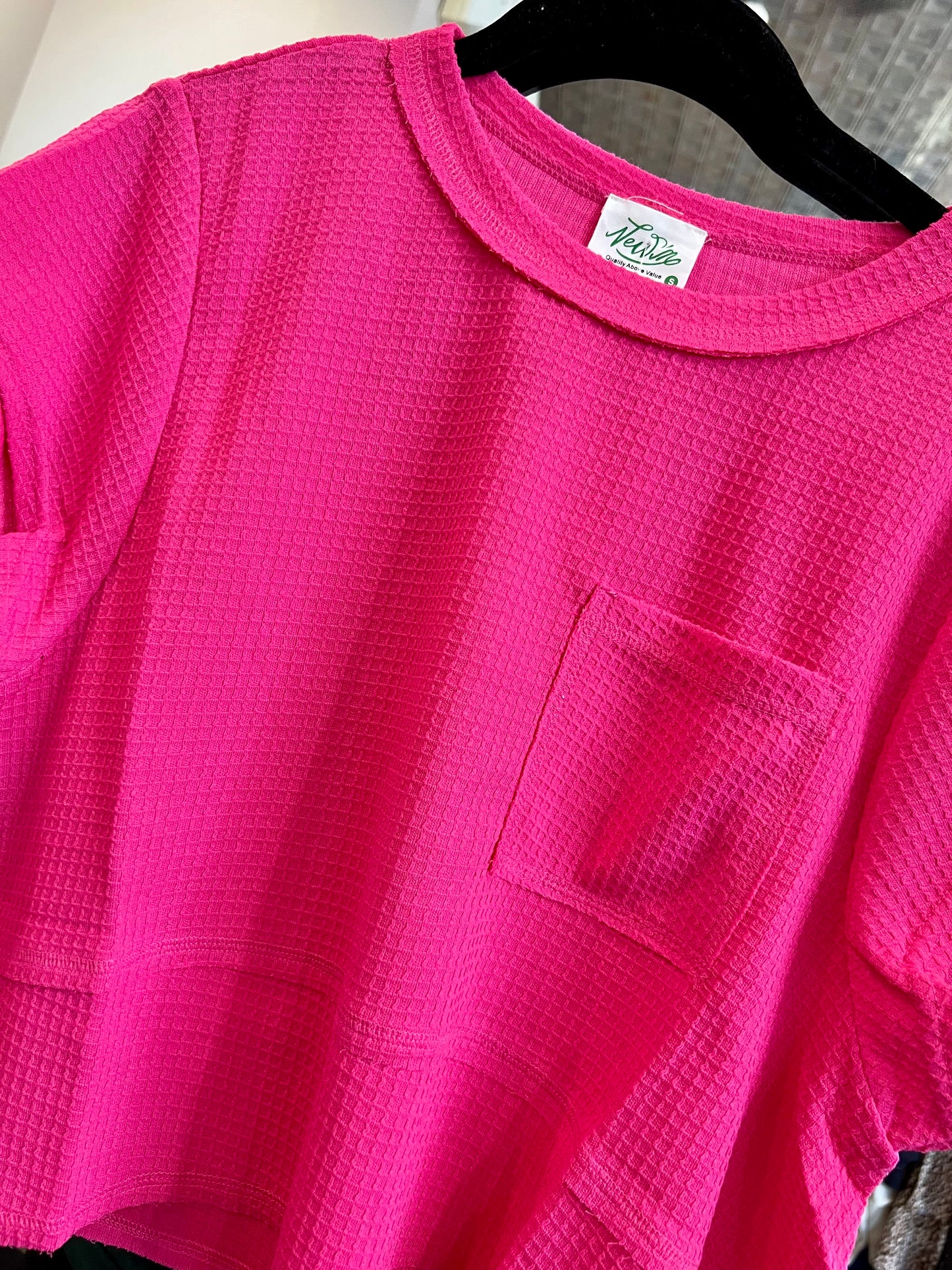 FUCHSIA FLARED HEM TOP