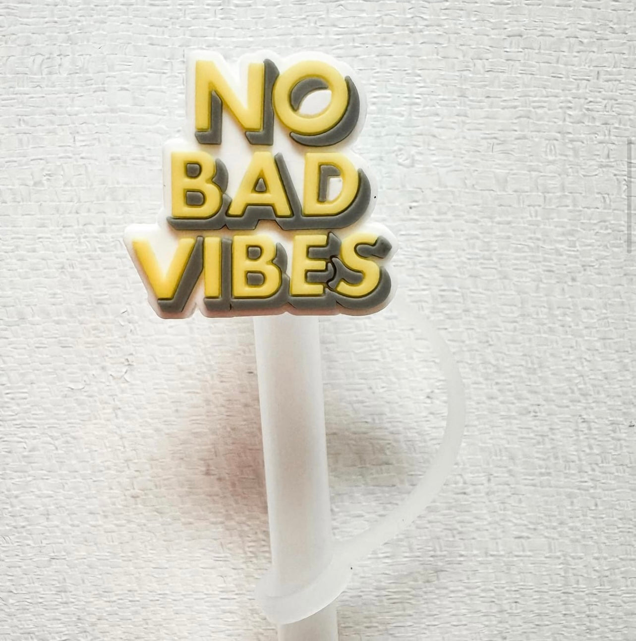 NO BAD VIBES TOPPER