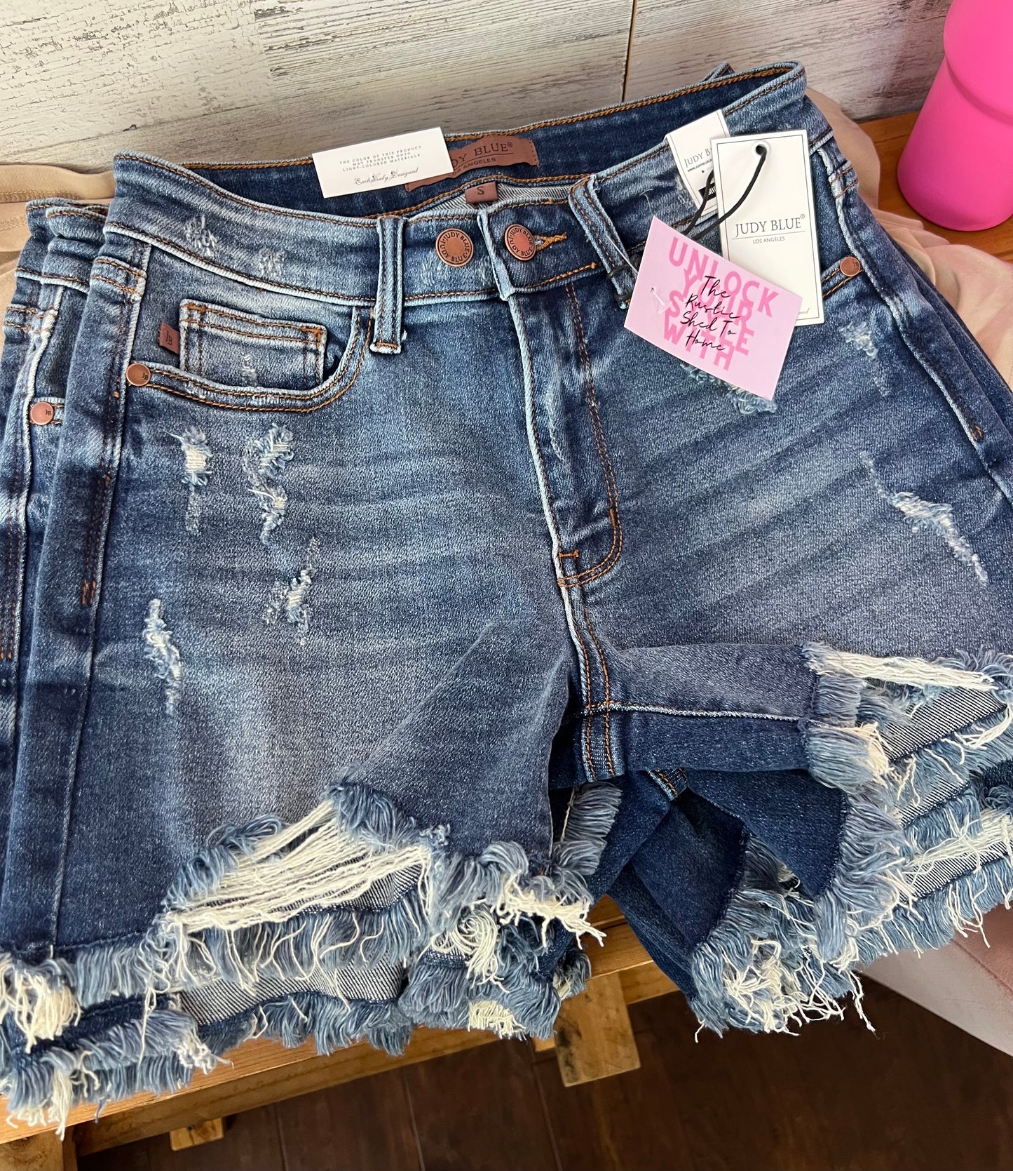2 BUTTON DAD SHORTS