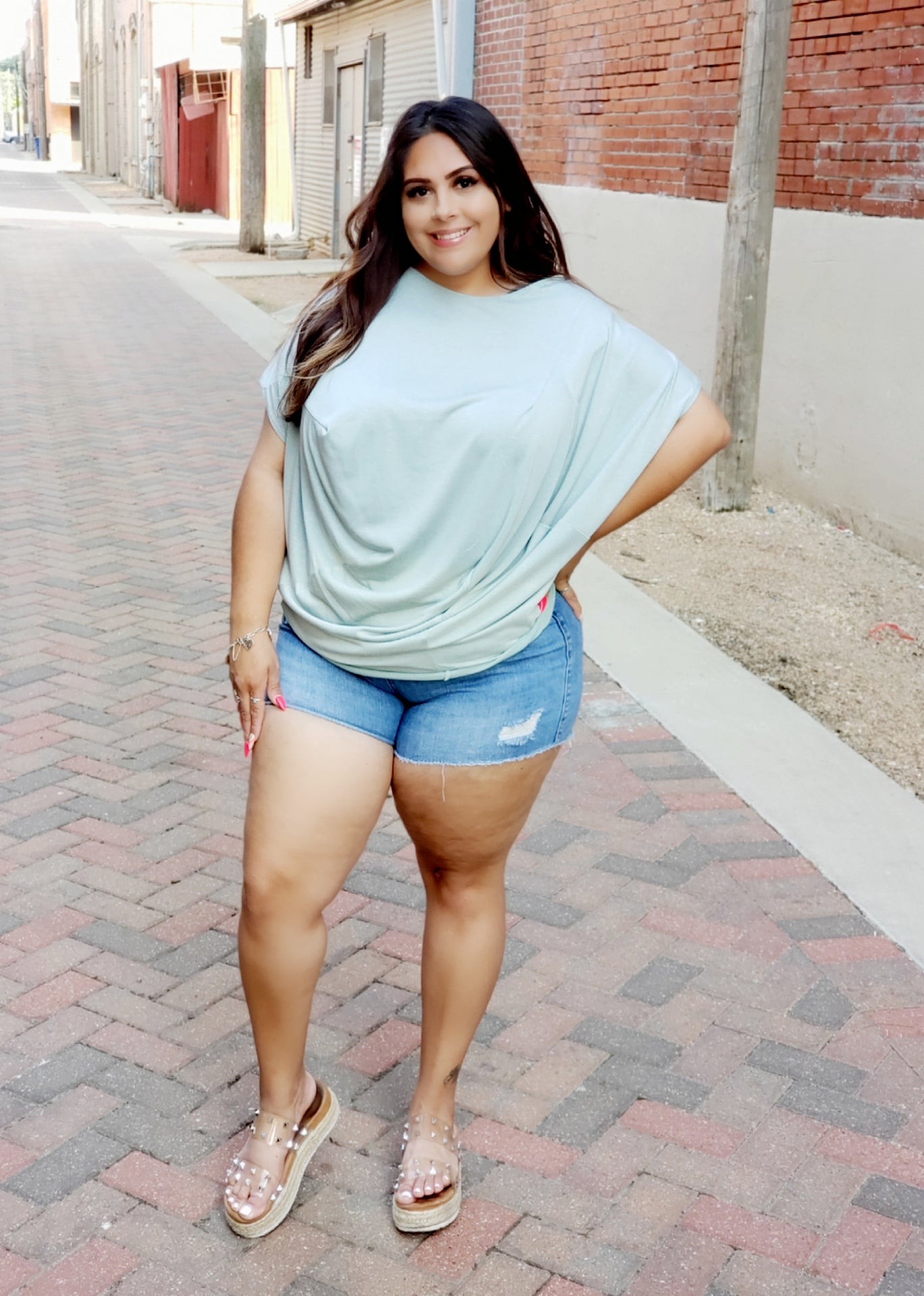 SAGE DROPPED SHOULDER TOP