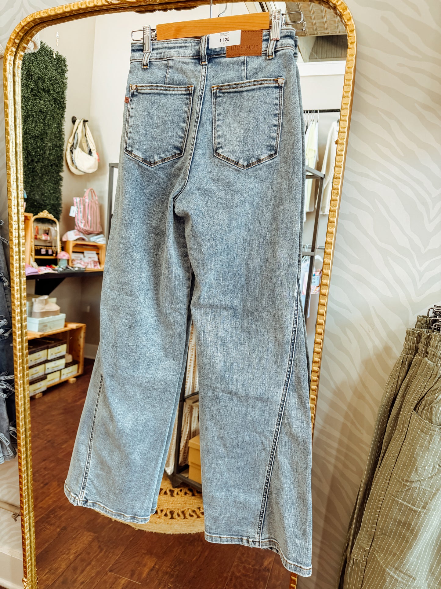 JB HW WIDE FIT W/SKEWED INSEAM