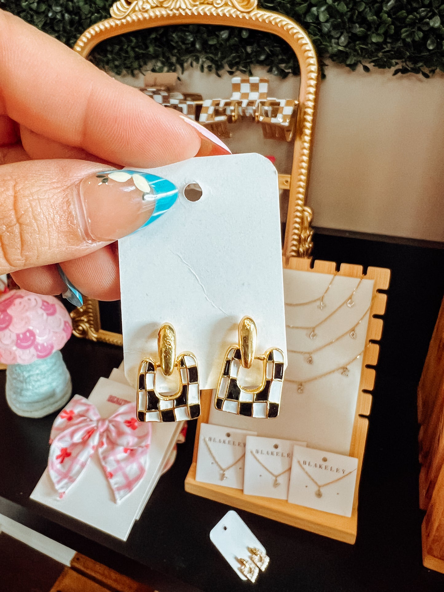 RETRO CHECKERED EARRINGS