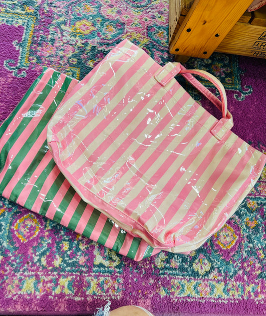 VERTICAL LARGE TOTE