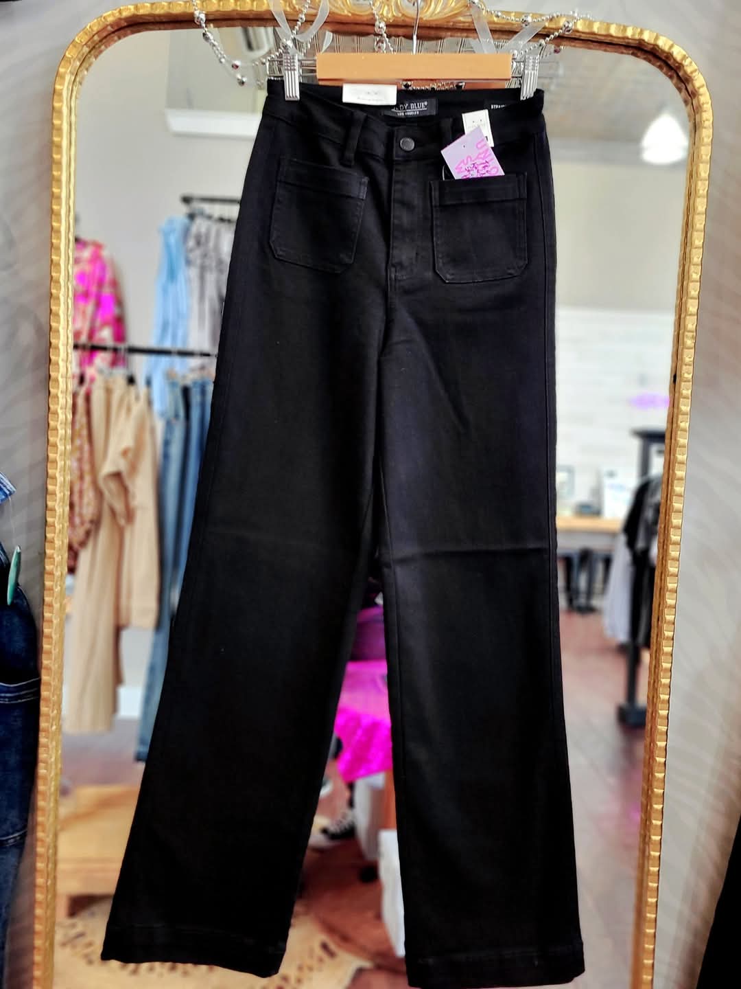 BLACK STRAIGHT LEG PANTS