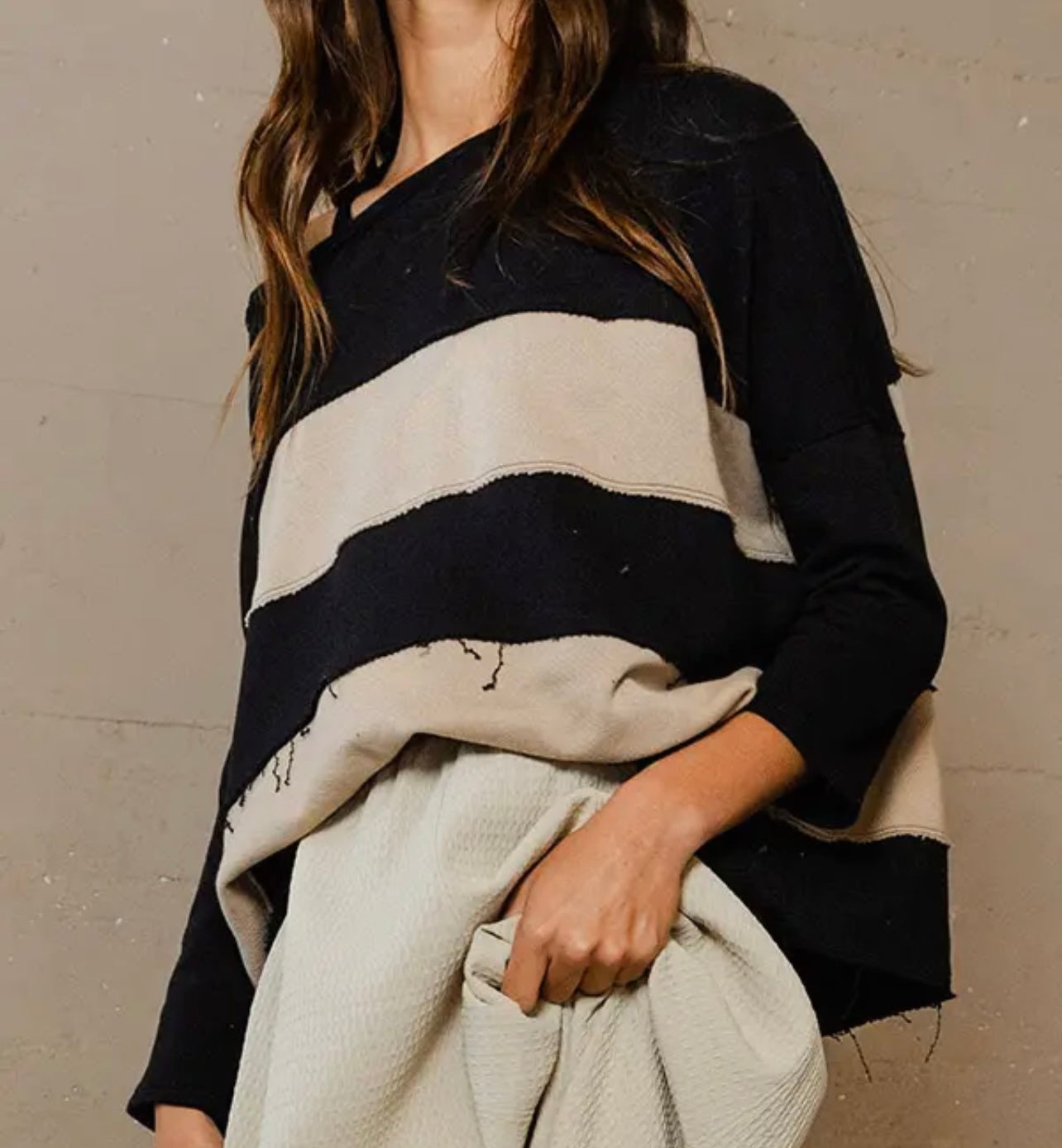 BLK/TAUPE COLOR BLOCK TERRY TOP