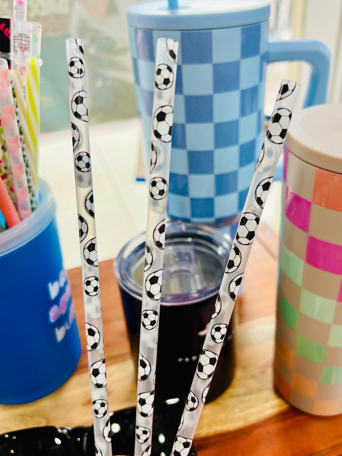 SOCCER STRAW