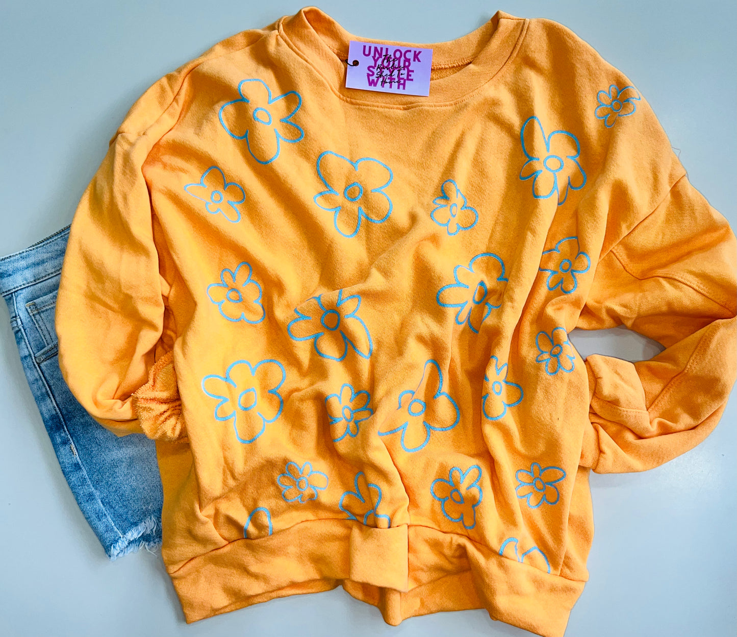 FLORAL PRINTED SWEATSHIRT