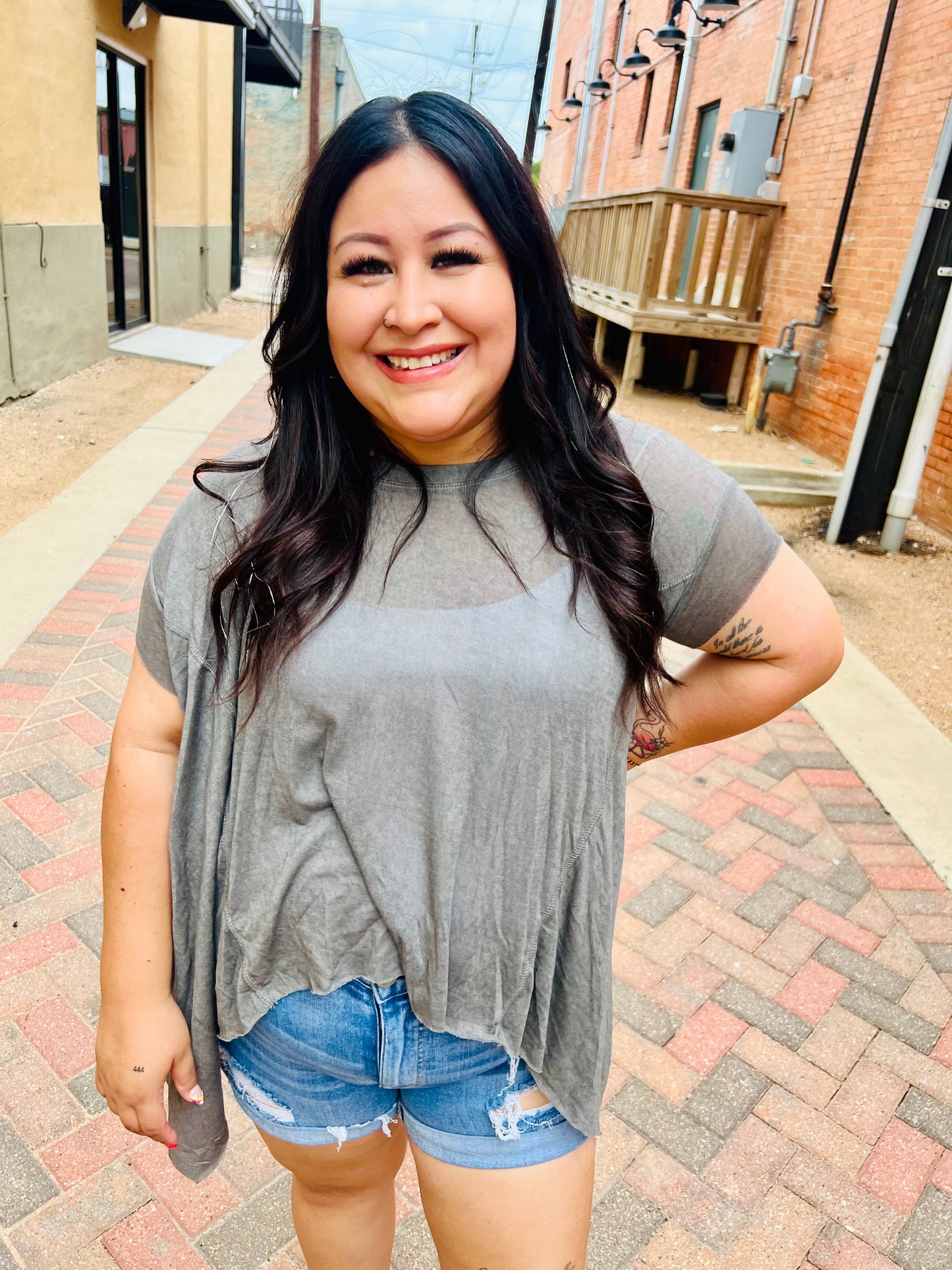 CHARCOAL FLOWY TOP