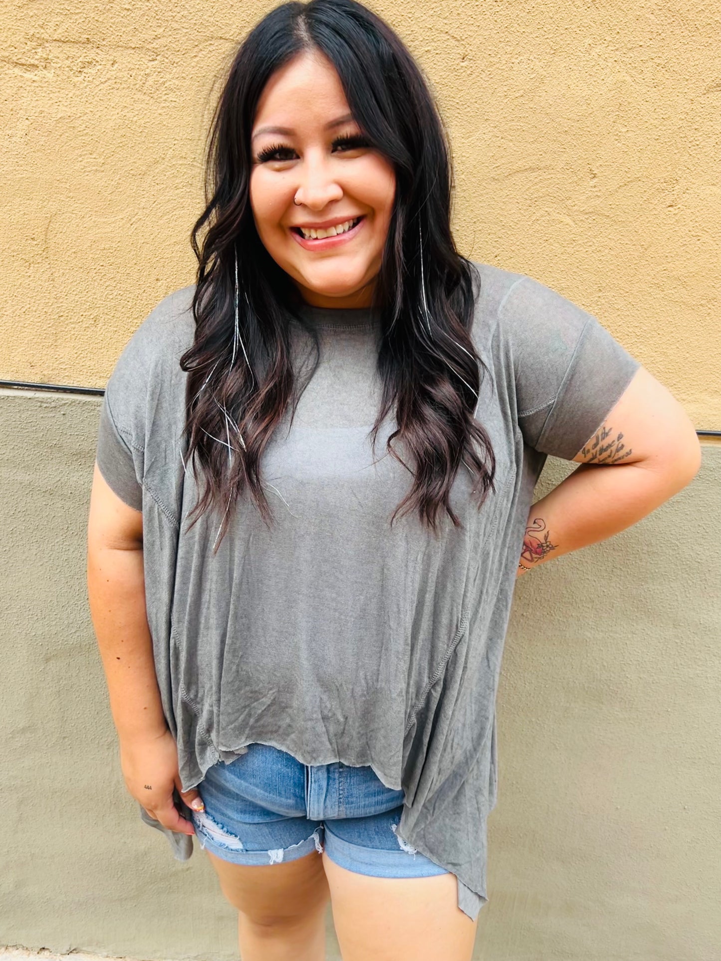 CHARCOAL FLOWY TOP