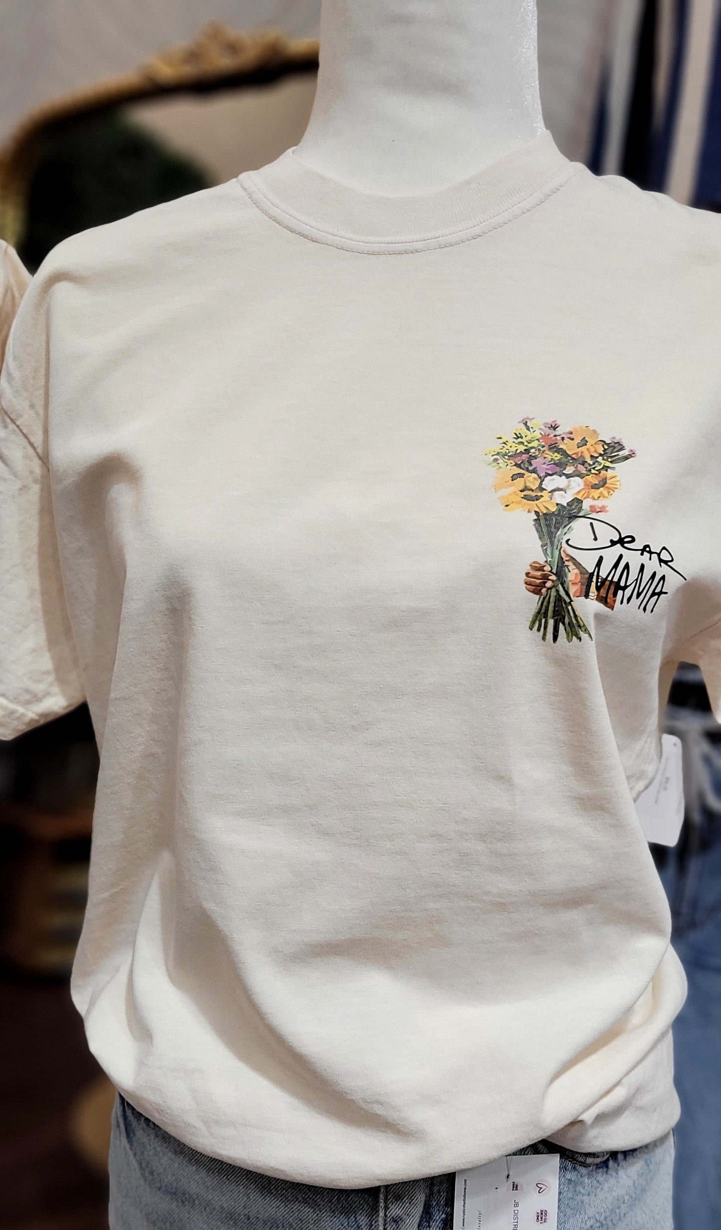 PREORDER D3AR MAMA TEE