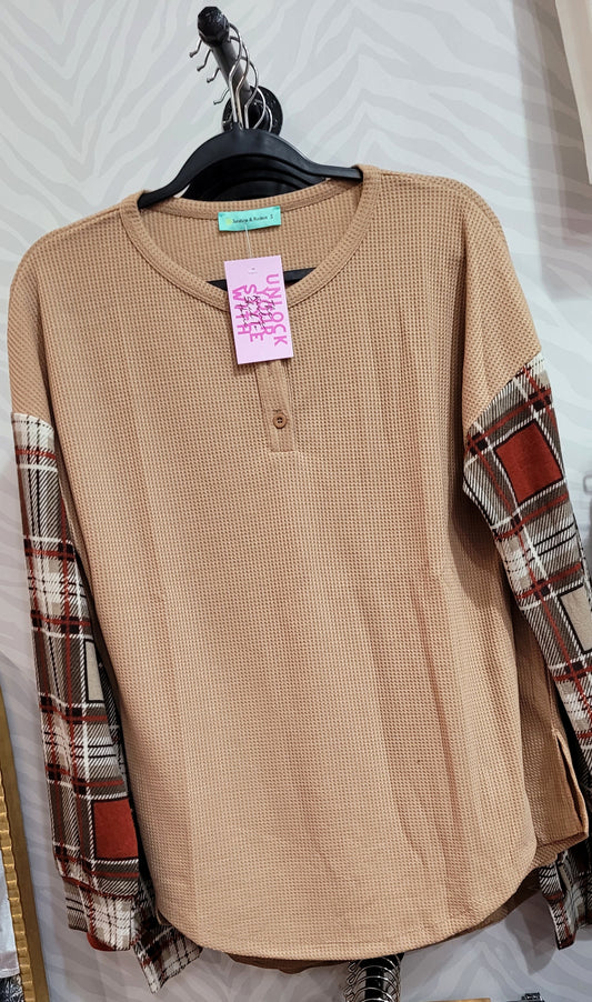 TAN PLAID RIBBED TOP