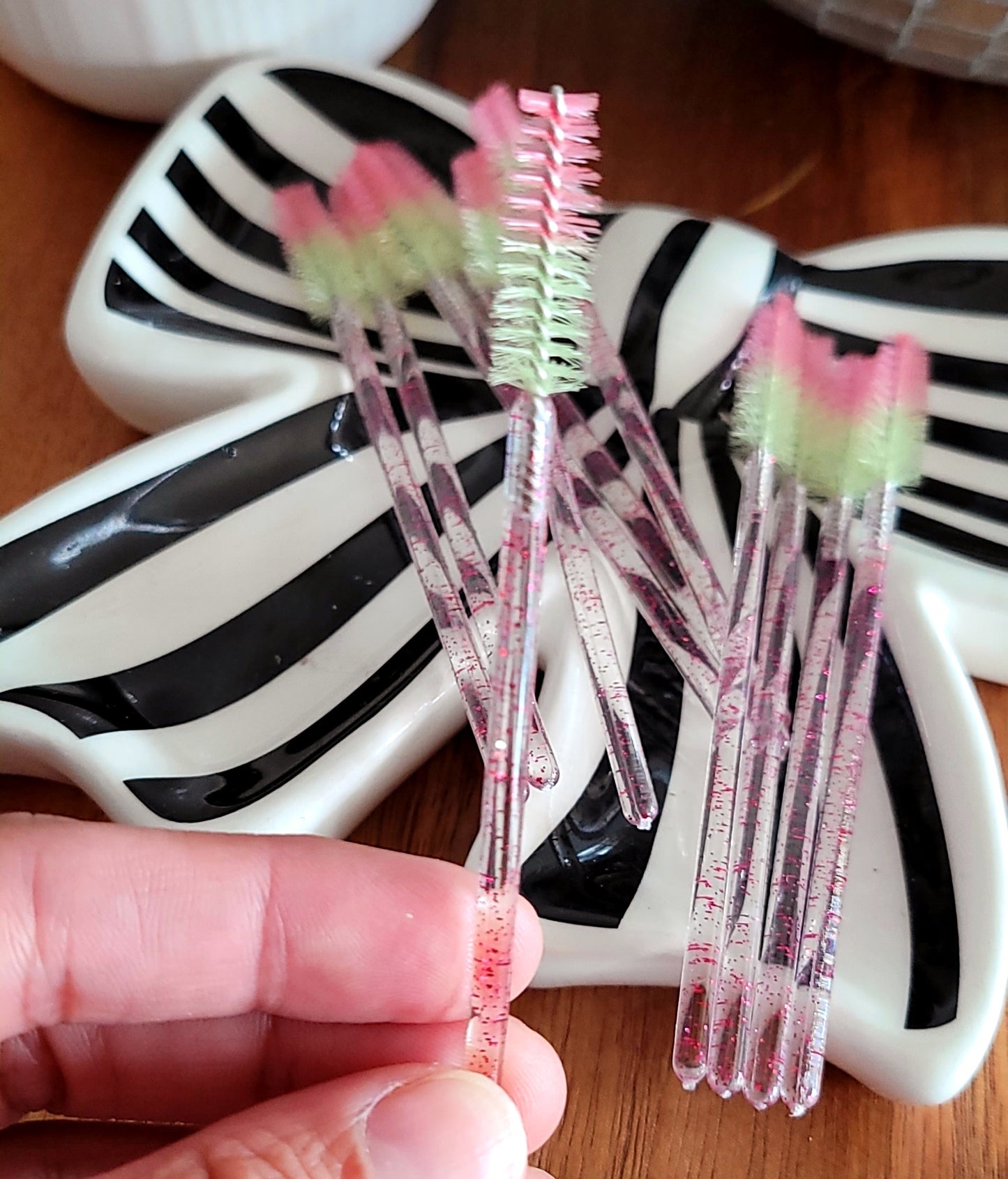 EYELASH BRUSHES