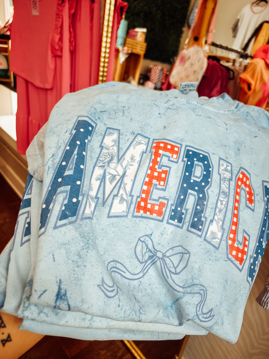 CUTESY AMERICA TEE
