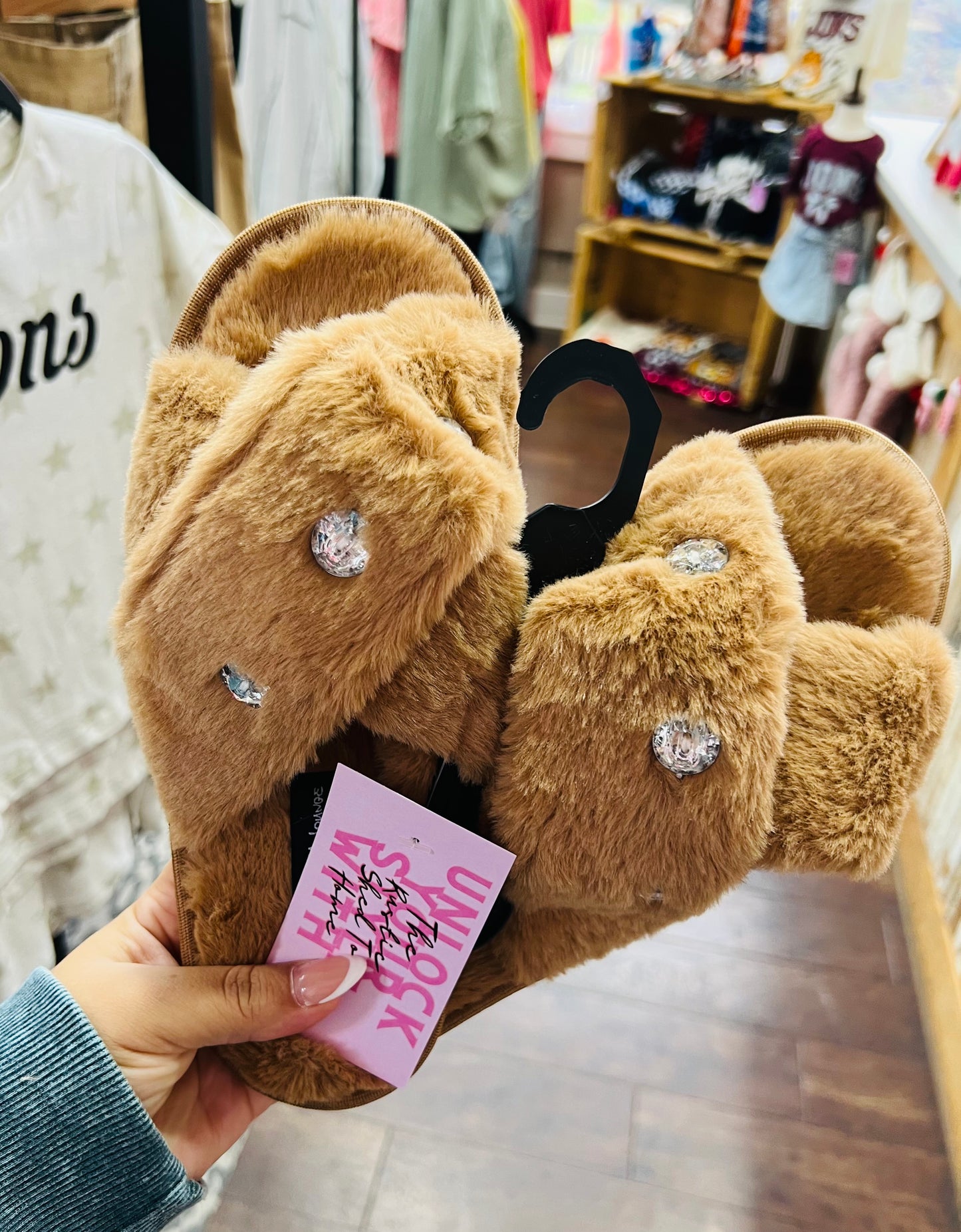 FUR RHINESTONE SLIPPERS