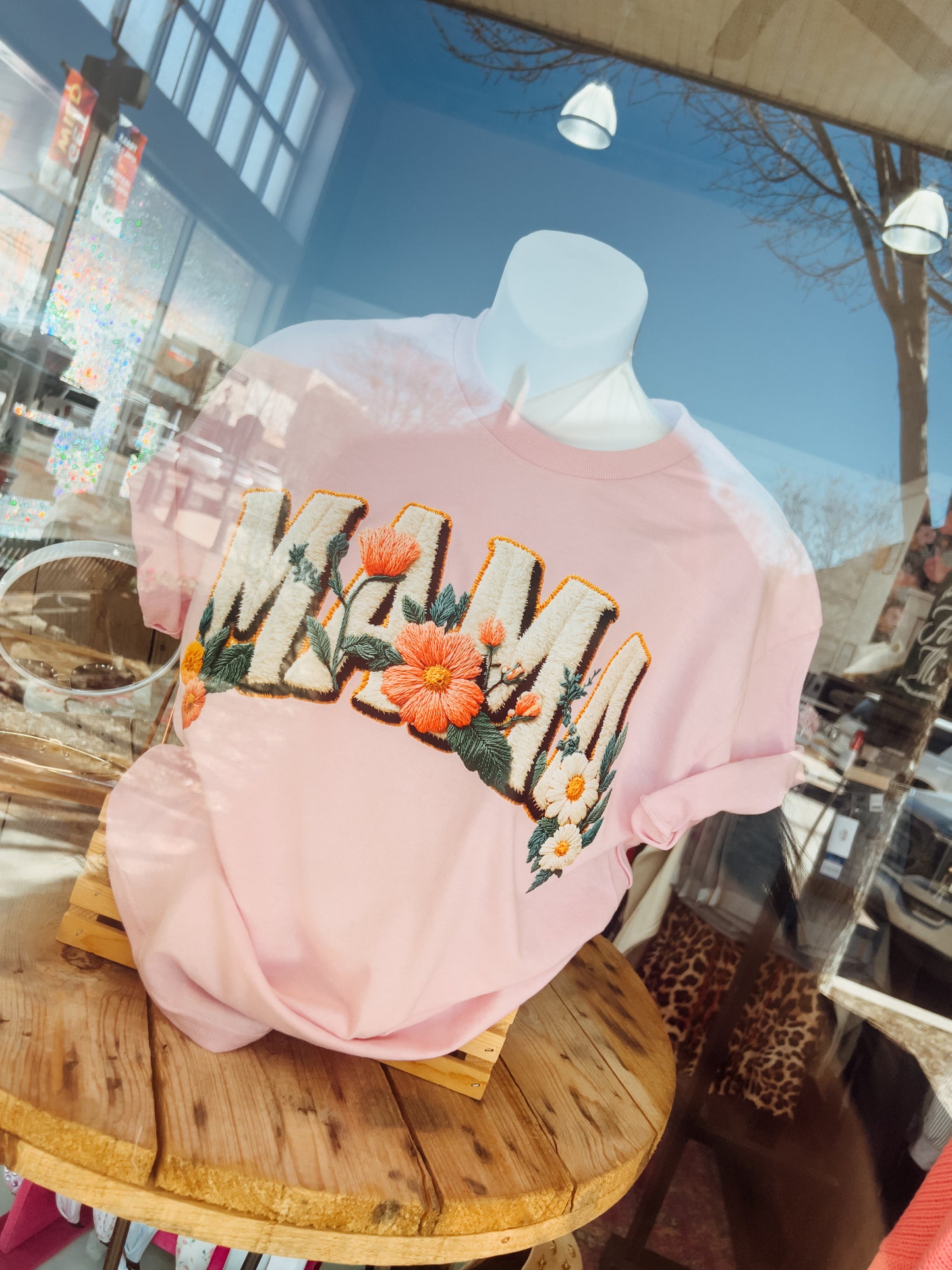 MAMA FLORAL PATCH TEE