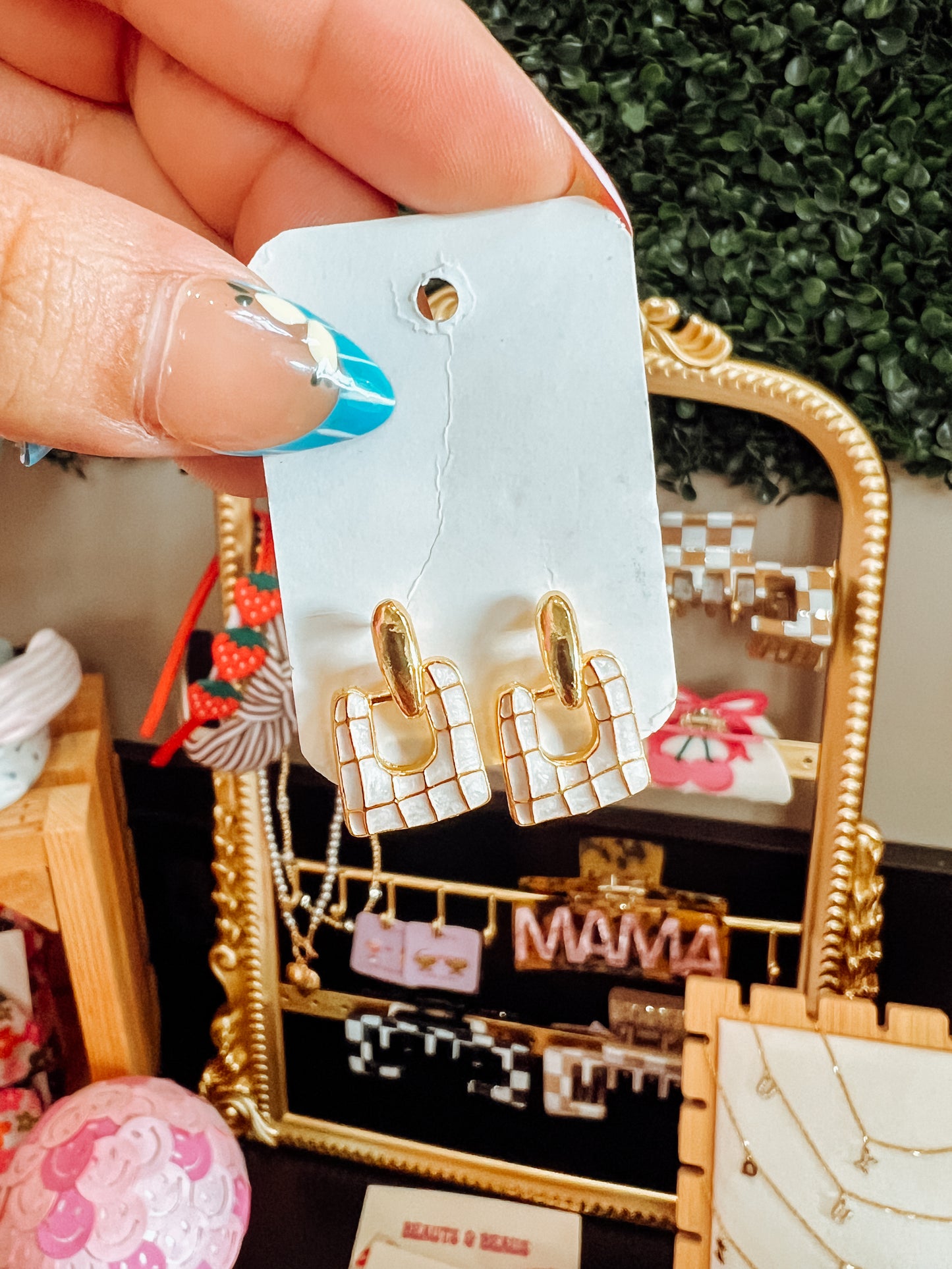 RETRO CHECKERED EARRINGS