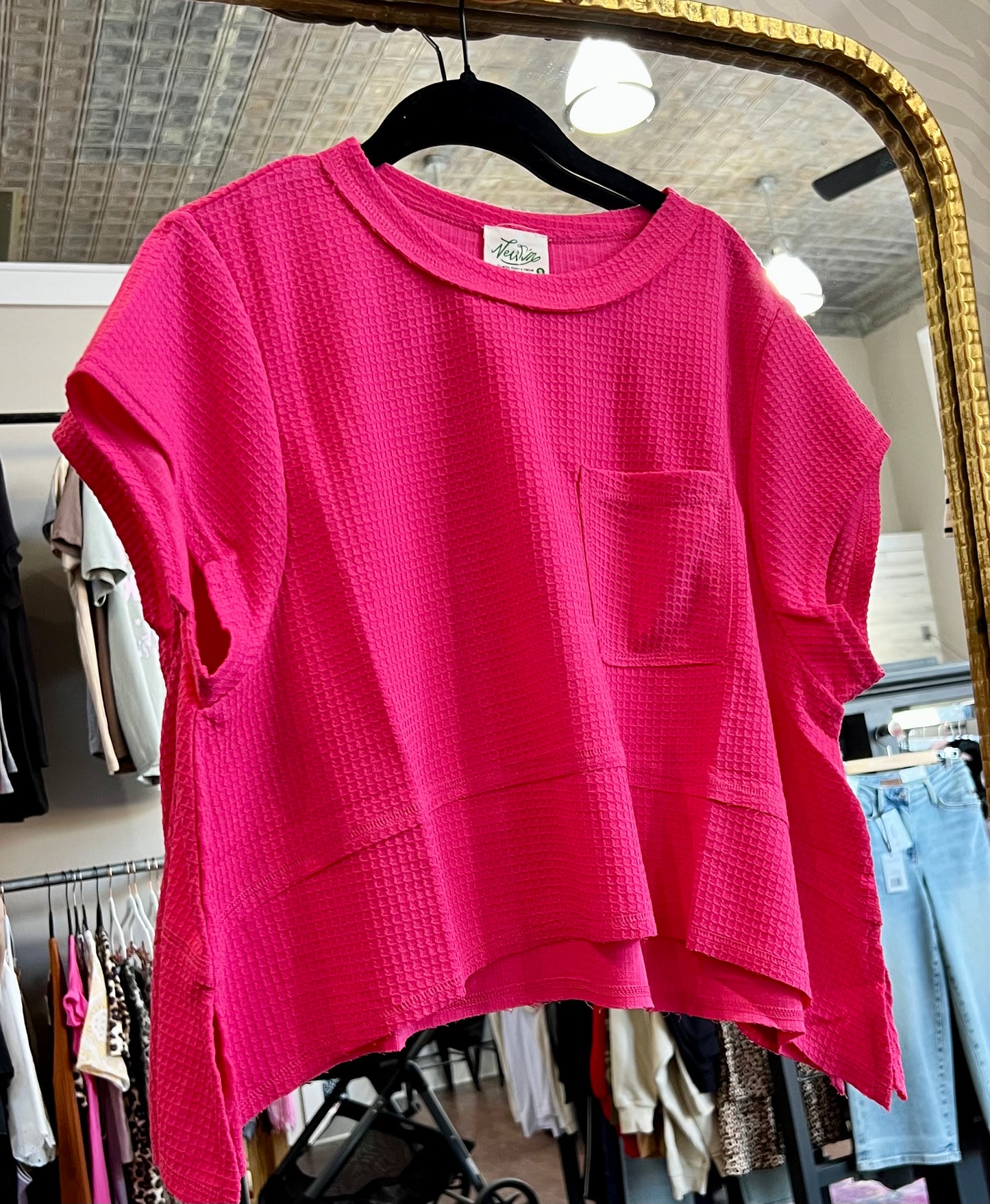 FUCHSIA FLARED HEM TOP