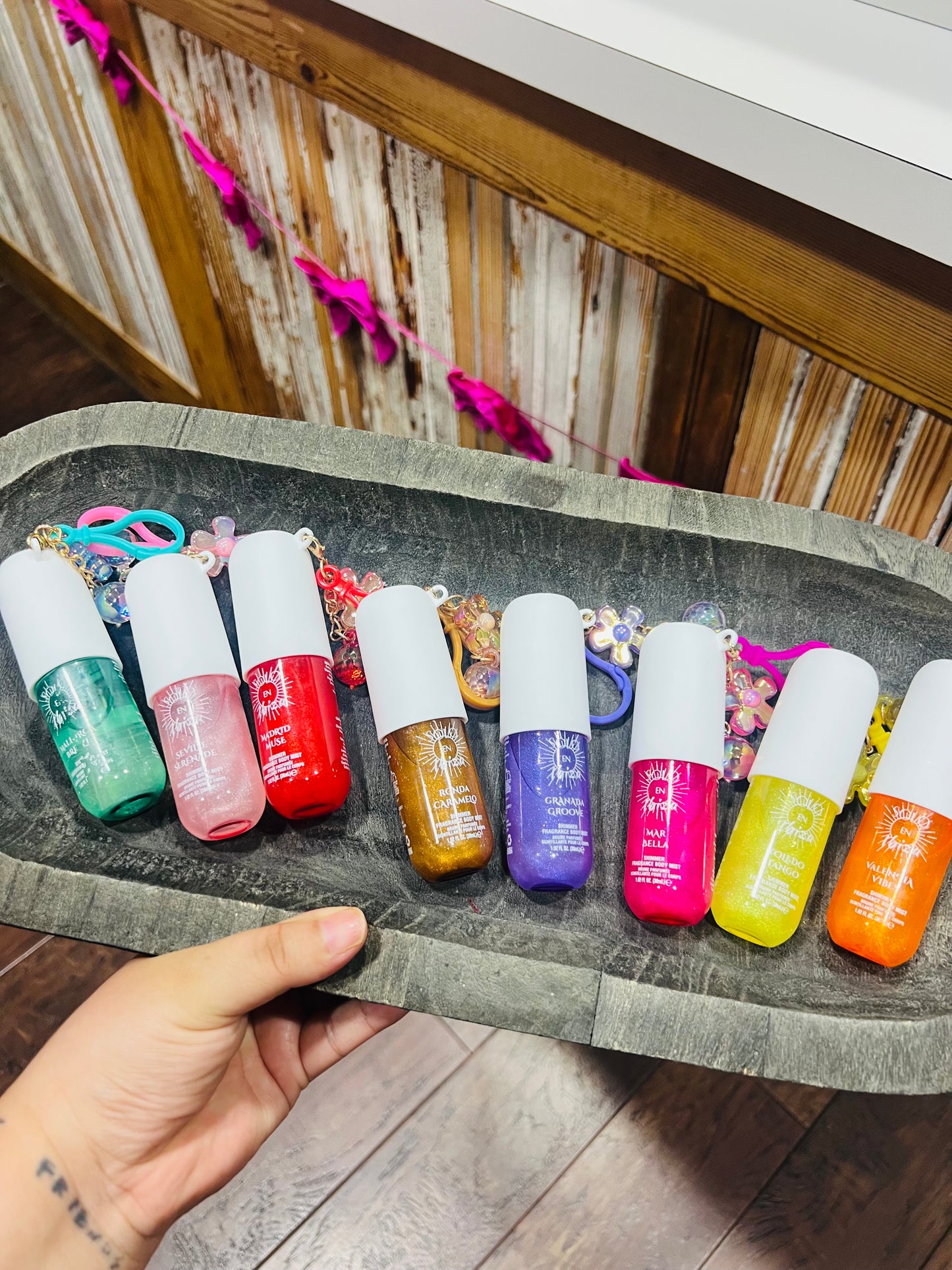 SHIMMERING BODY MIST