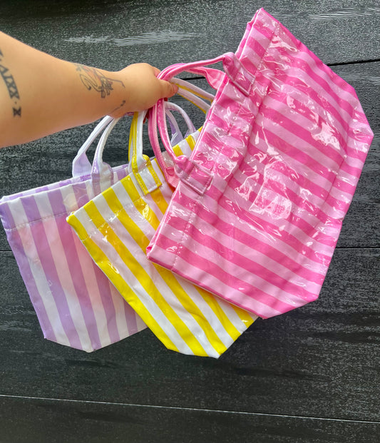 VERTICAL LARGE TOTE