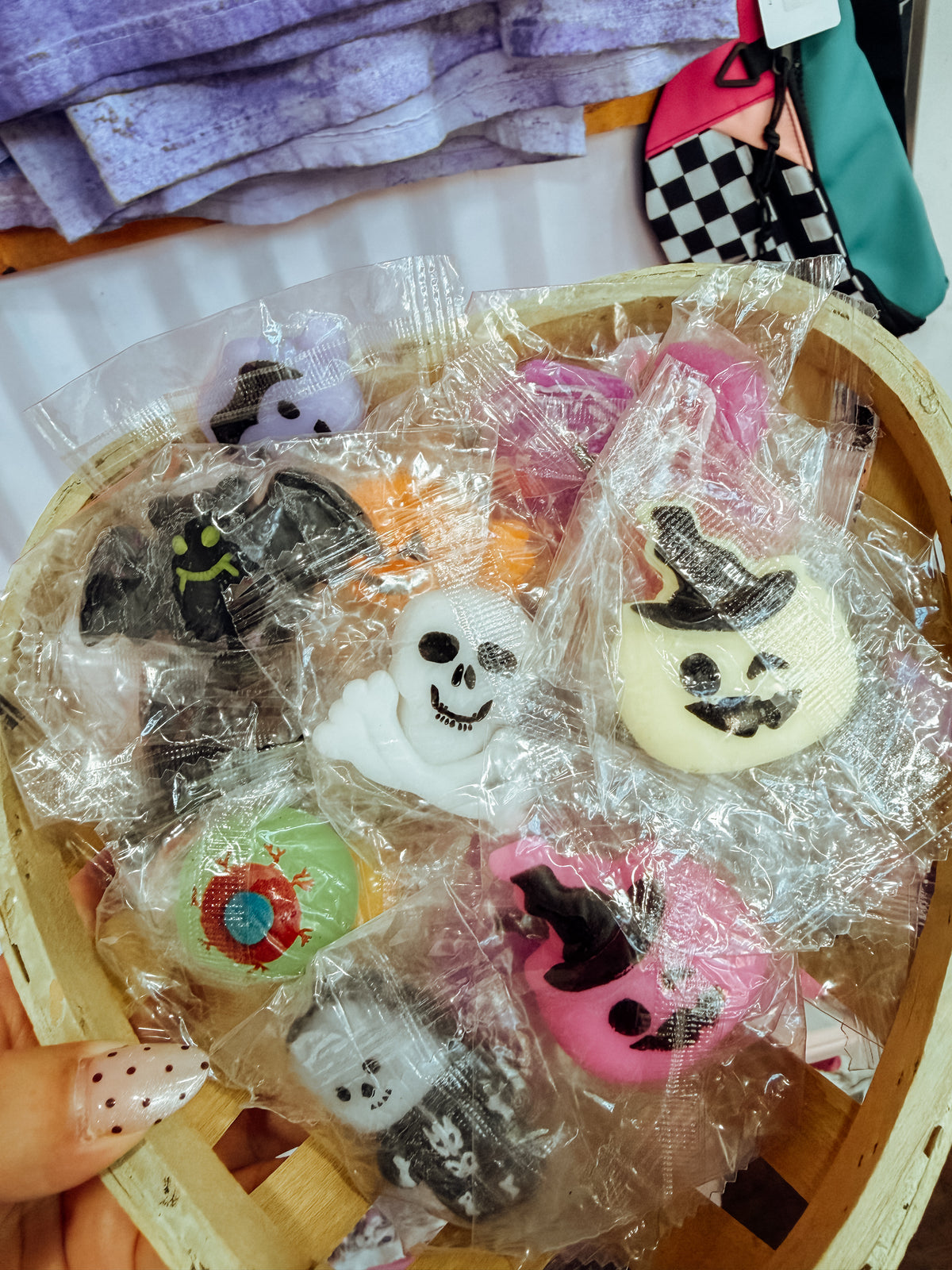 HALLOWEEN MINI SQUISHES