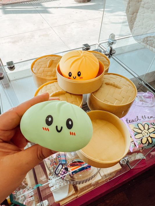 DUMPLING SQUISH