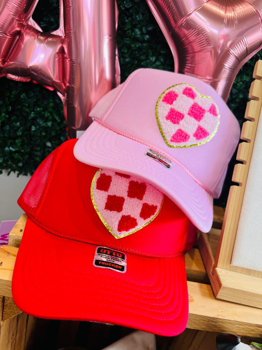 CHECKERED HEART PATCH  HAT