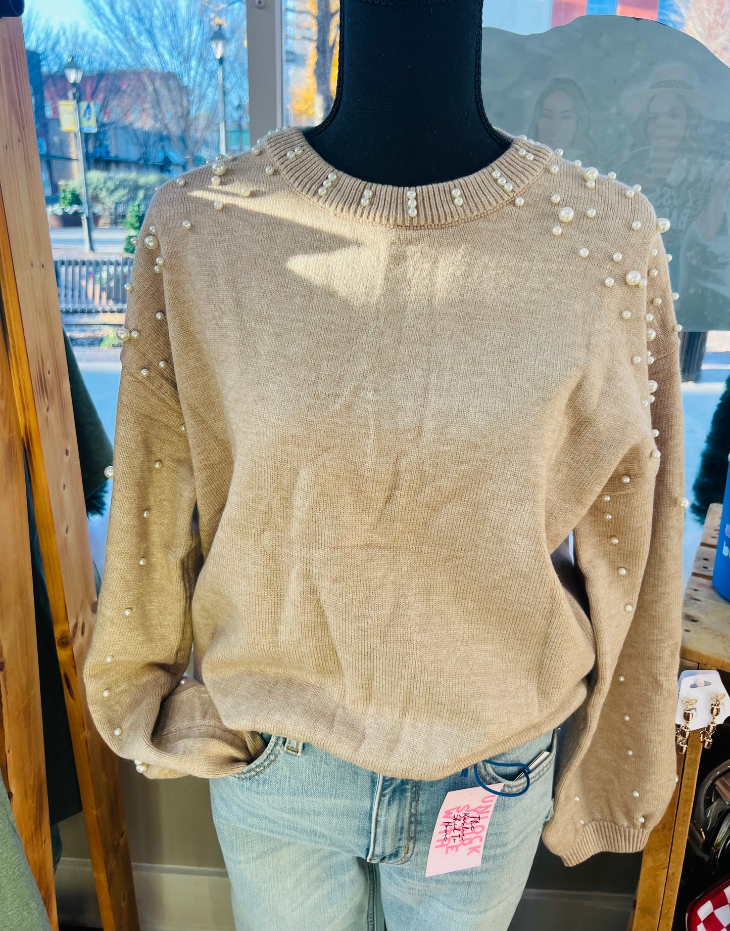 PEARL ROUND NECK SWEATSHIRT