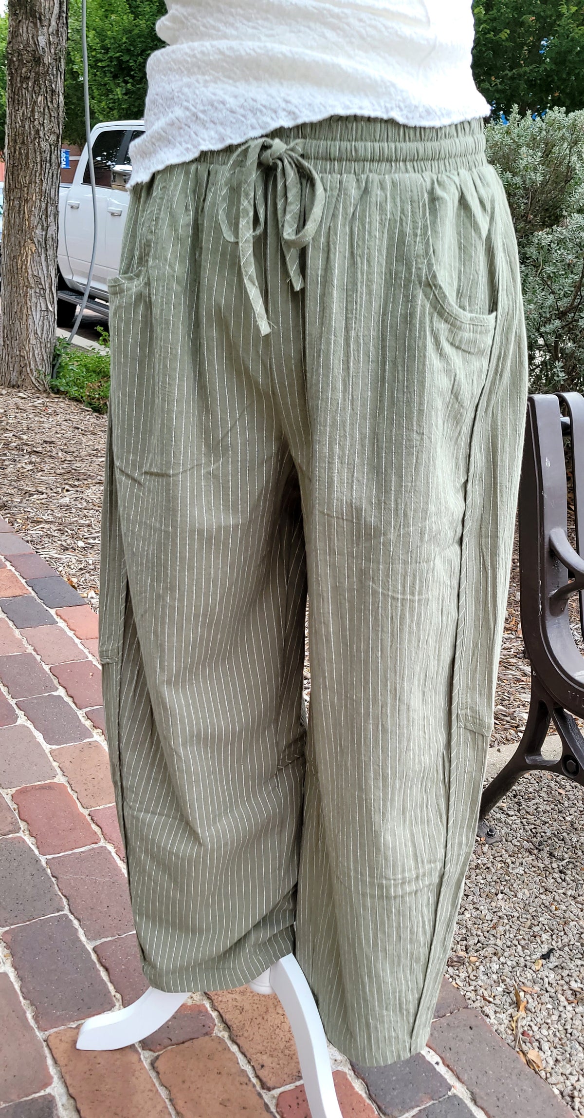 SAGE TEXTURED SERENE PANTS
