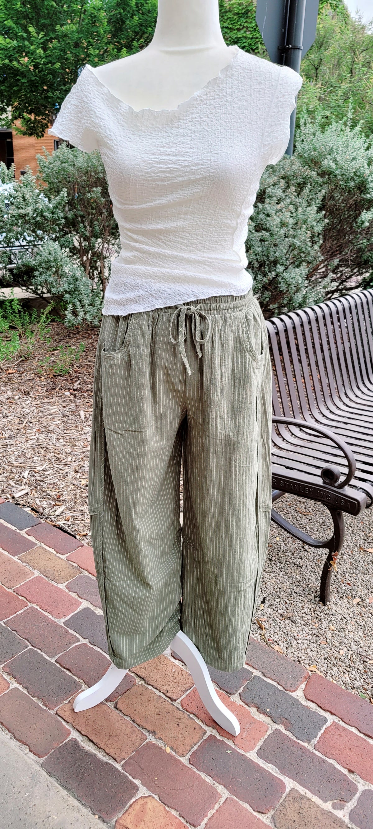 SAGE TEXTURED SERENE PANTS