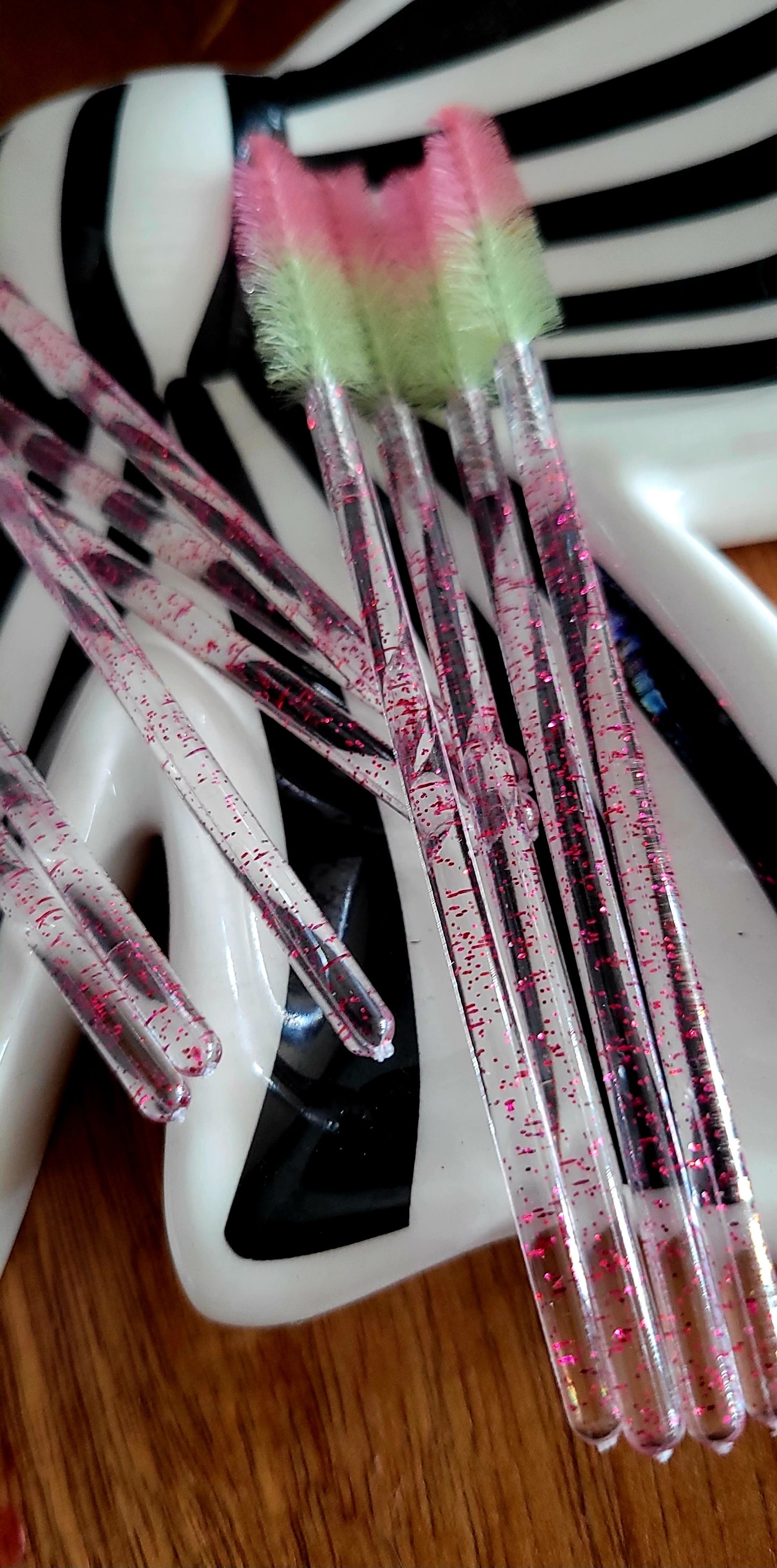 EYELASH BRUSHES