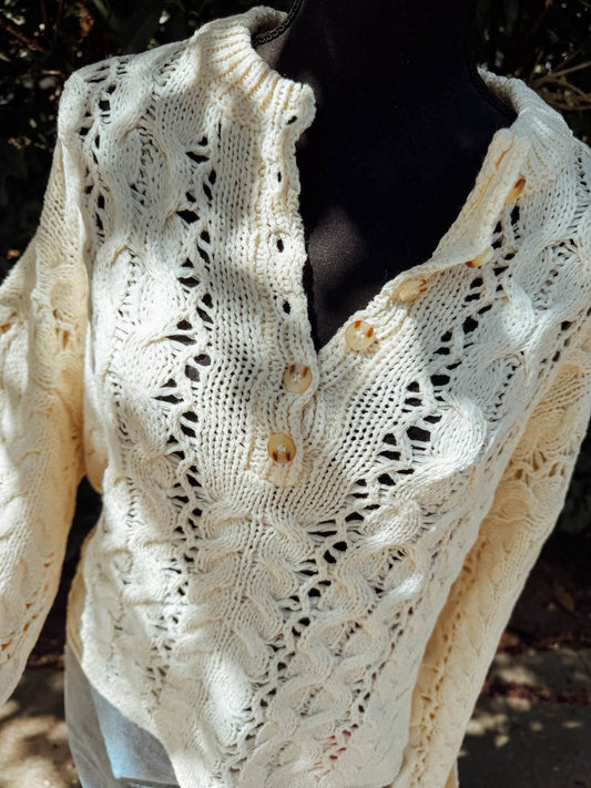 IVORY SOFT TWISTED SWEATER