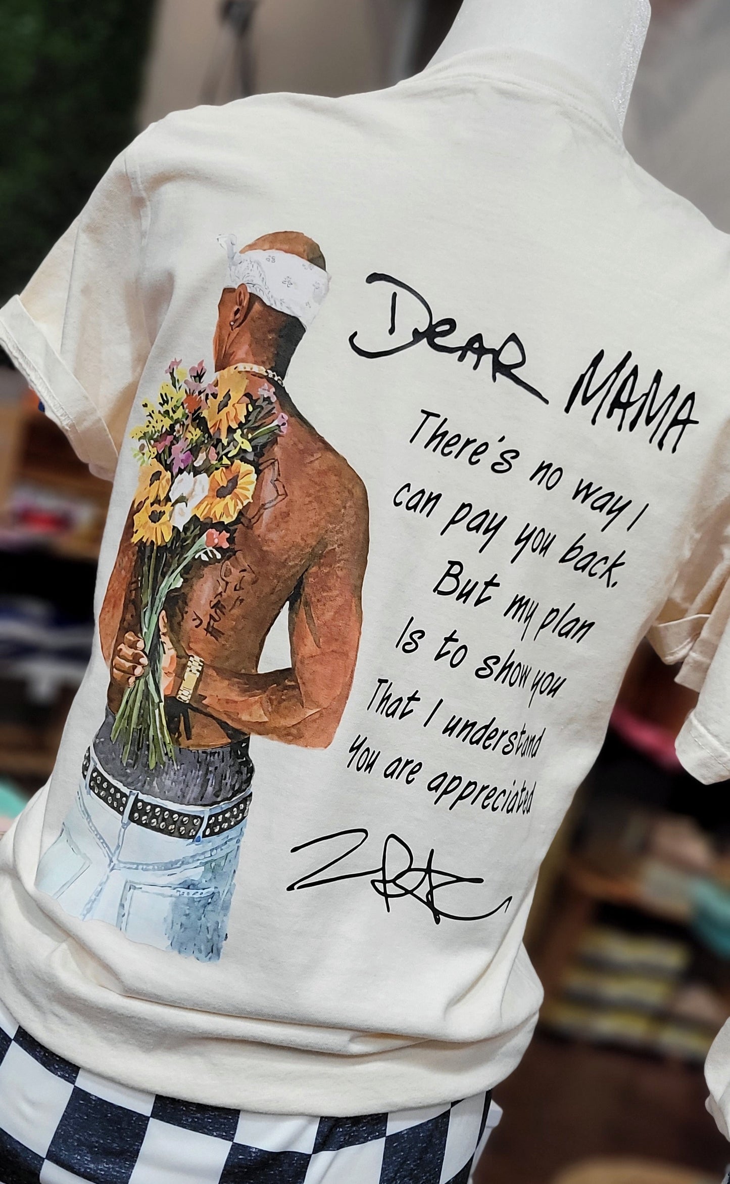 PREORDER D3AR MAMA TEE