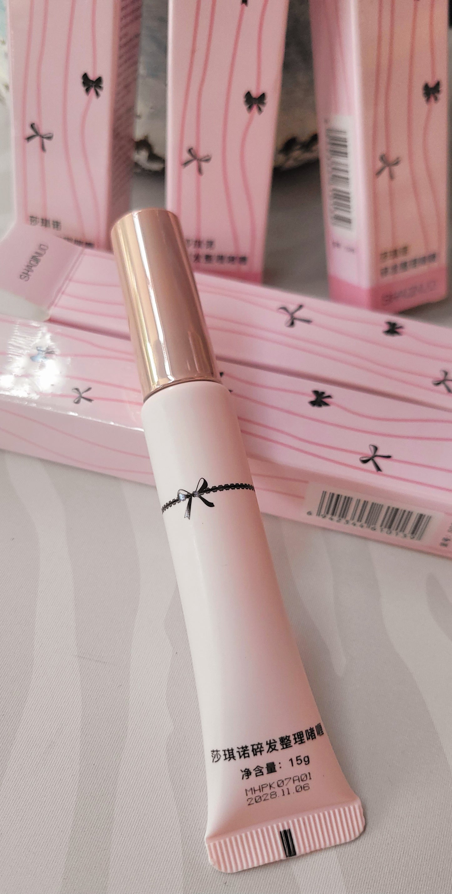 PINK FRIZZ CONTROL WAND