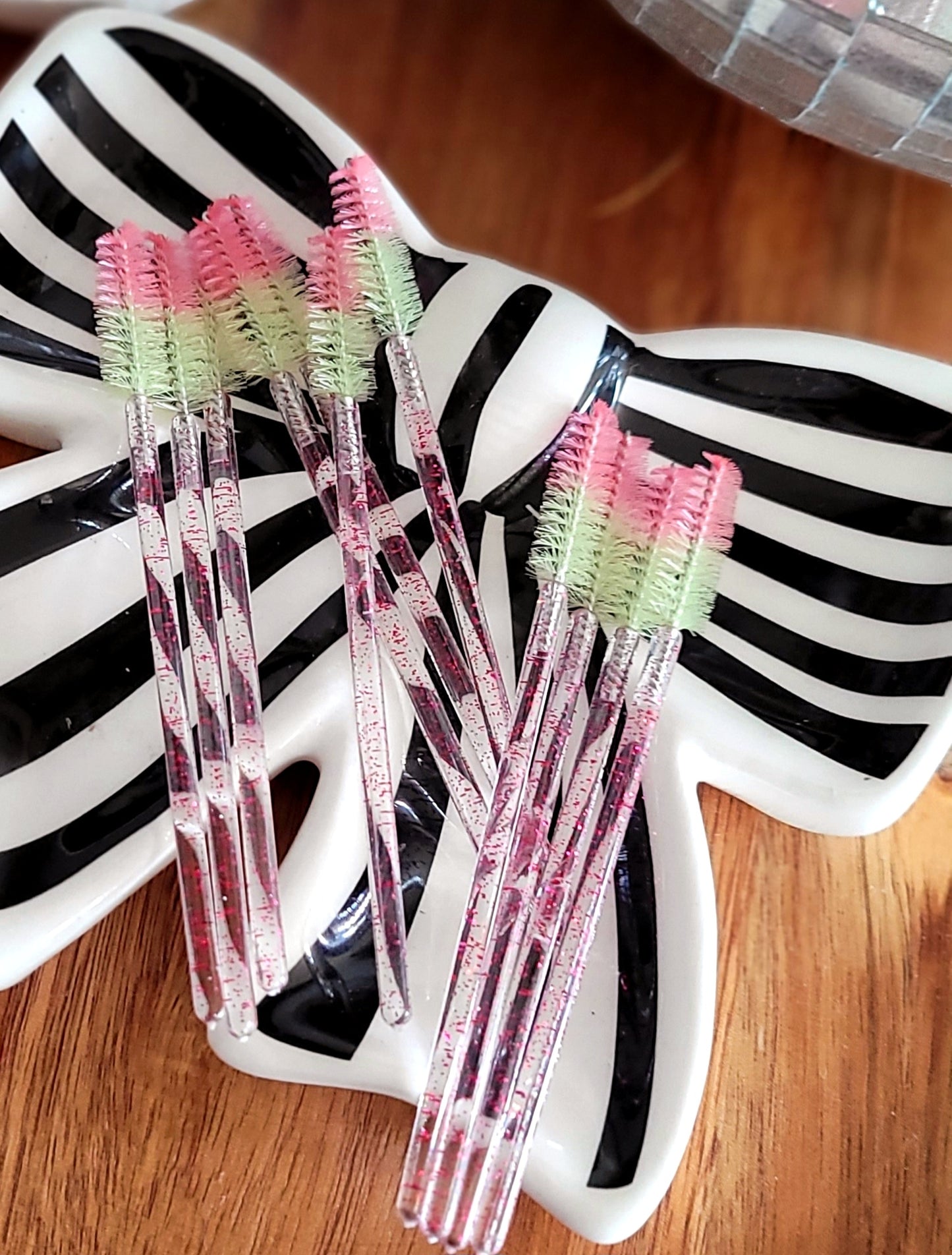 EYELASH BRUSHES