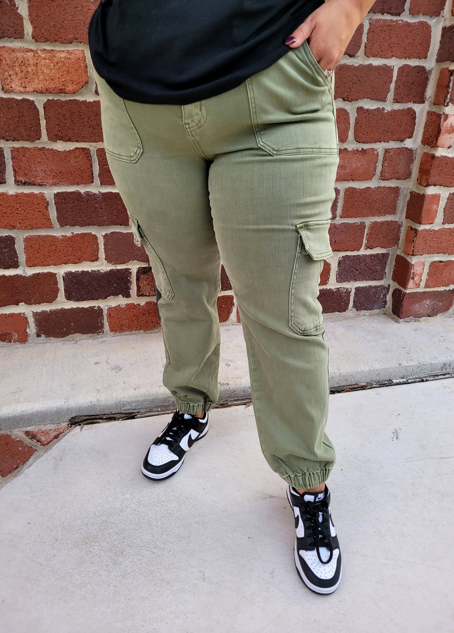 AVI CARGO JOGGERS