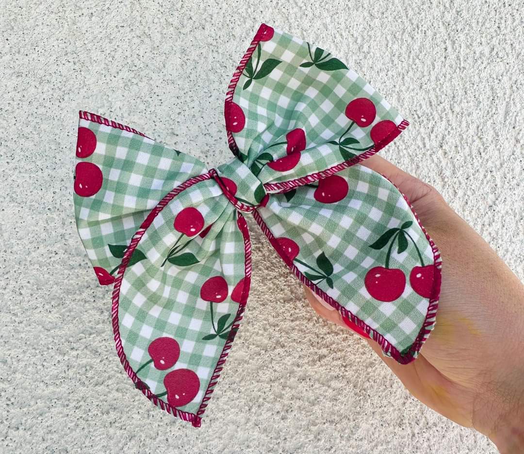 CHERRY PLAID BOW